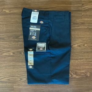 Mens 30 x 32 Flex Twill Work Pants Loose Fit Straight Leg.